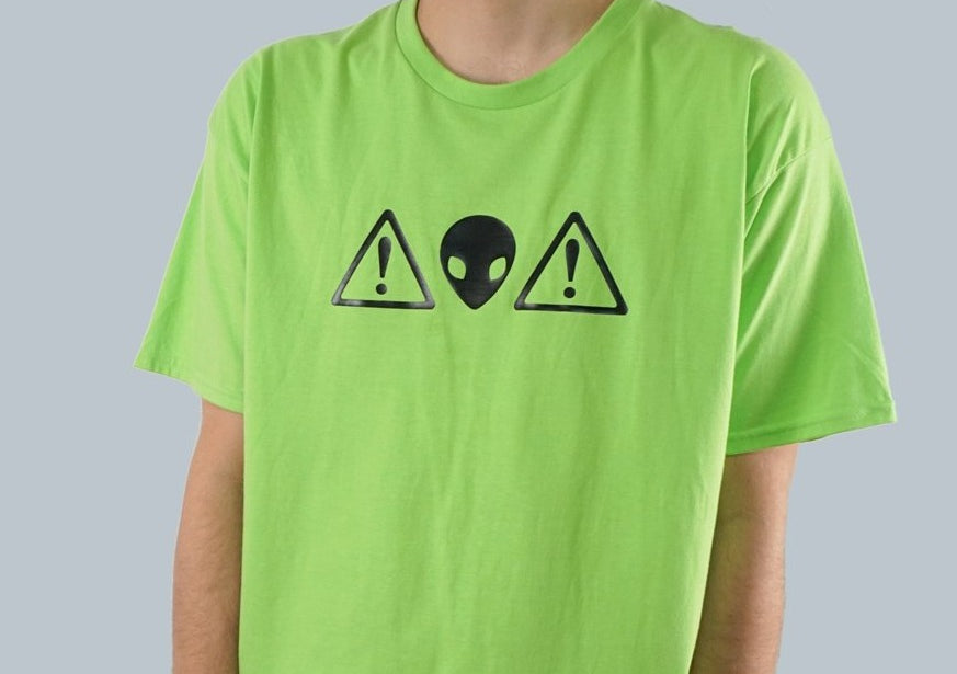 Green Alien Warning Graphic Tee - Men