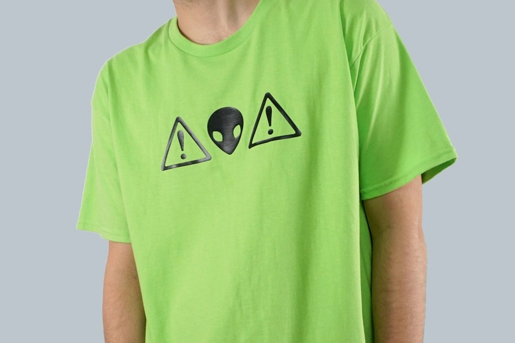 Green Alien Warning Graphic Tee - Men