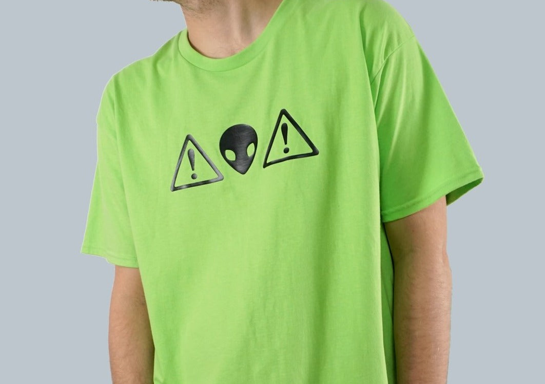 Green Alien Warning Graphic Tee - Men
